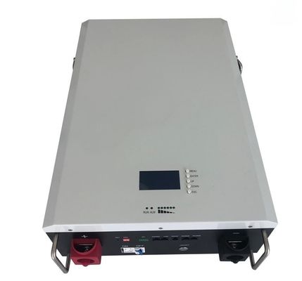 Batería de almacenamiento LiFePO4 colgante de pared 100A 48V para sistema de energía solar casero personalizado