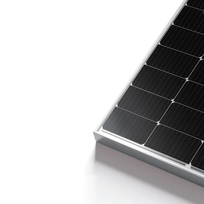JA Paneles solares mono 540W-565W Módulo de media célula con una potencia máxima de fusible de serie de 30A